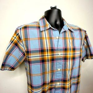 Nice mens Patagonia plaid button down.